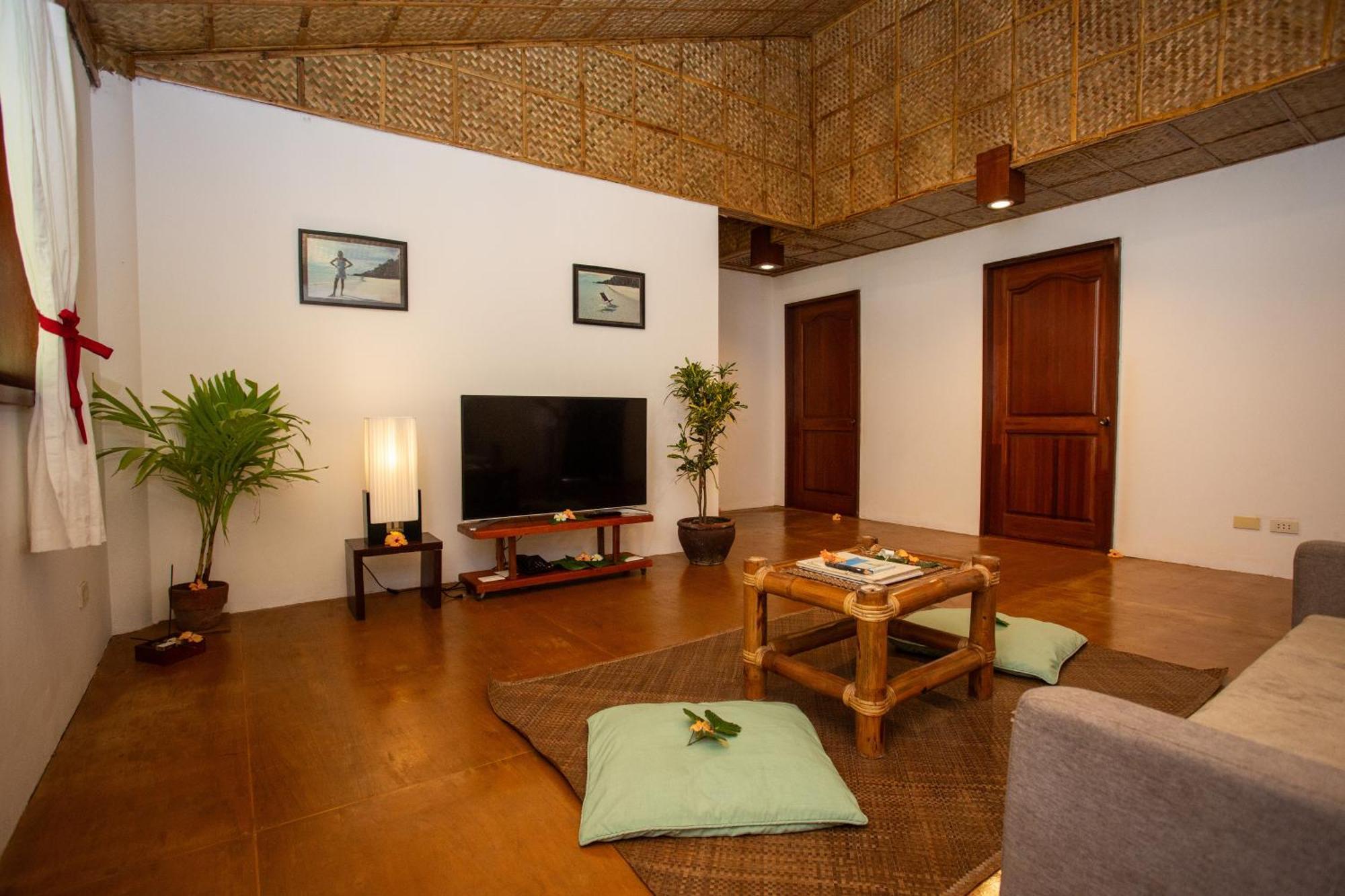 Mandala & Resort Manoc-Manoc